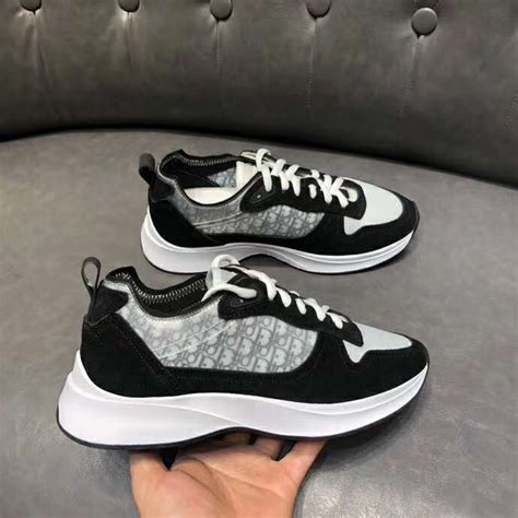 dior runner black